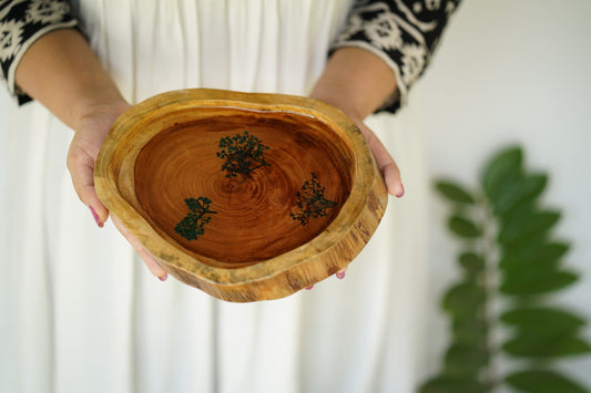 Handcrafted Multifunctional Tray Featuring Elder Flower - CHRISTMAS EDITION